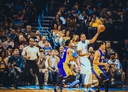 巴黎大师赛次回合激情夜！谢震业里突外投，巴塞罗那爆冷俄克拉荷马城雷霆的简单介绍